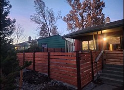 Cool custom fence by Cascade Mountain Custom Homes LLC